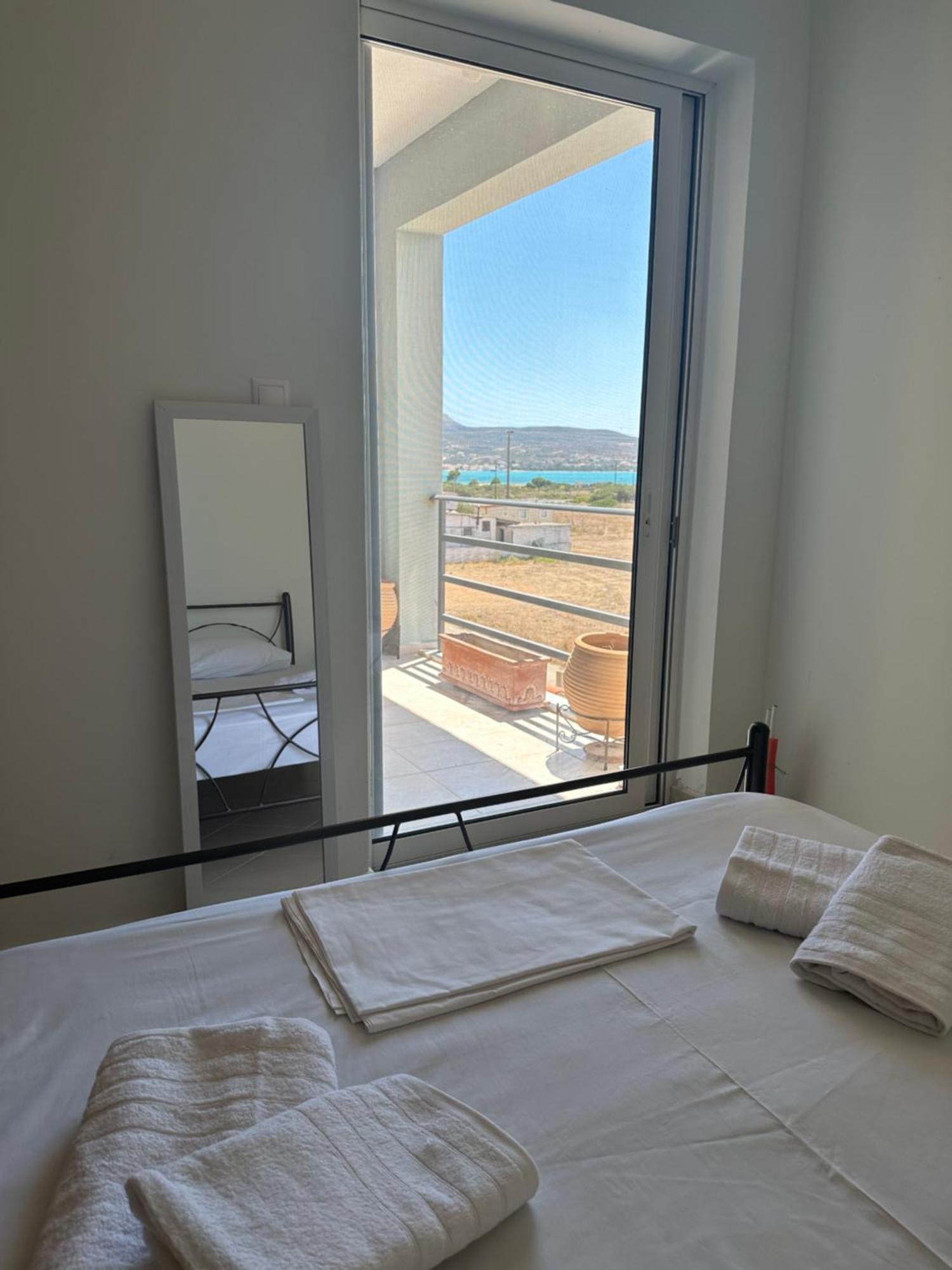 Deer Bay Vila Apartment Vingláfia Exterior foto